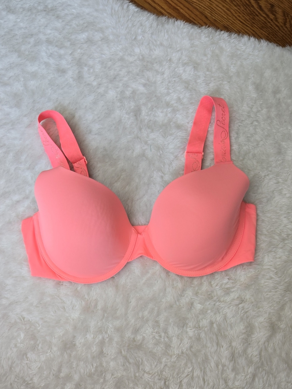 Victoria's Secret T-Shirt Lightly Lined Bra, Womens Size 36D